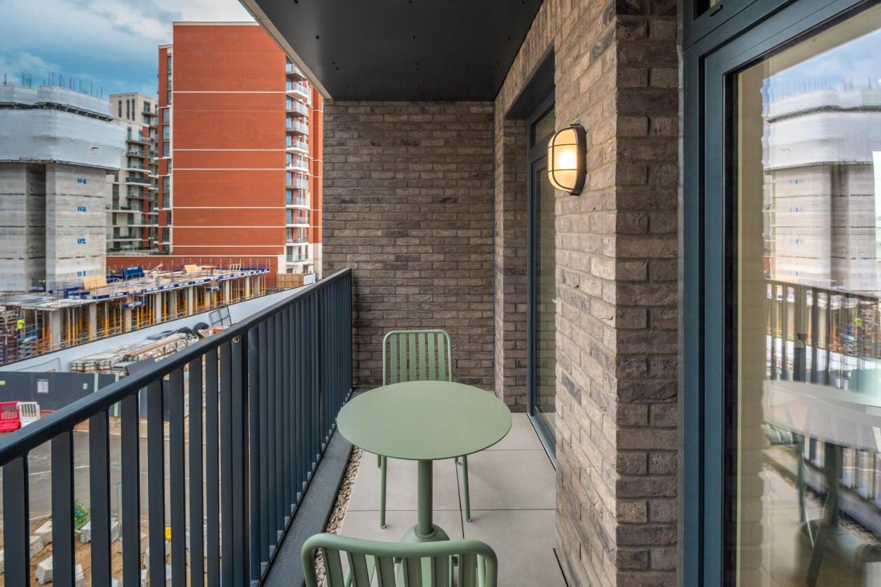 Altido New Apartments Near Battersea Power Station ロンドン エクステリア 写真